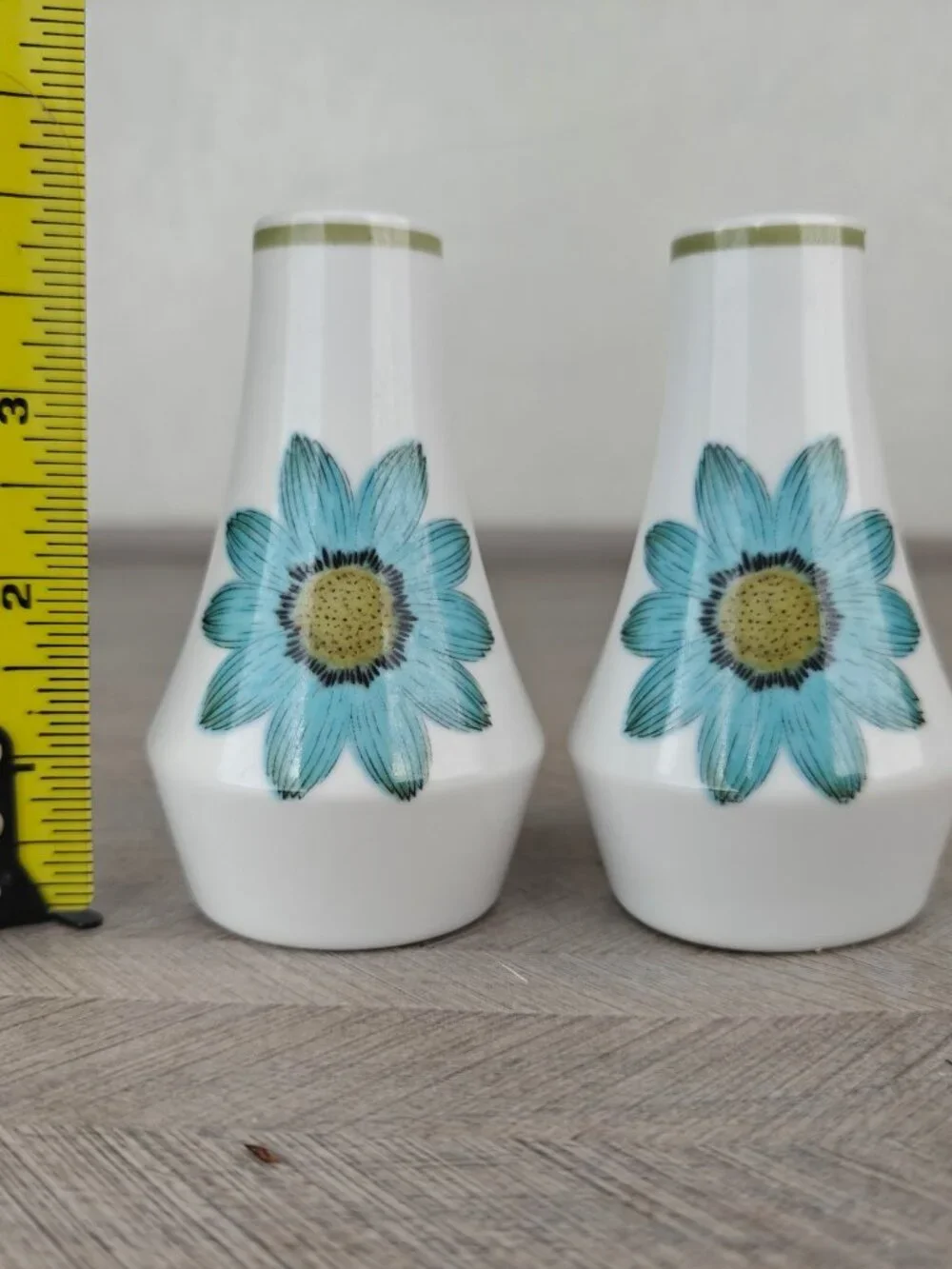 Vintage Noritake Ceramic Salt & Pepper Shakers Blue Floral Mid-Century Japan